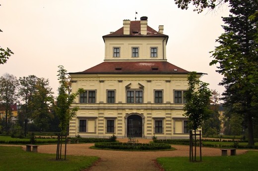 Ostrov v Krušných horách